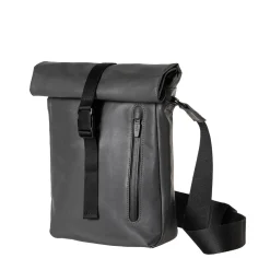 a/u by aunts & unclesKuji RE