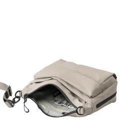 a/u by aunts & unclesNanuki RE LITE