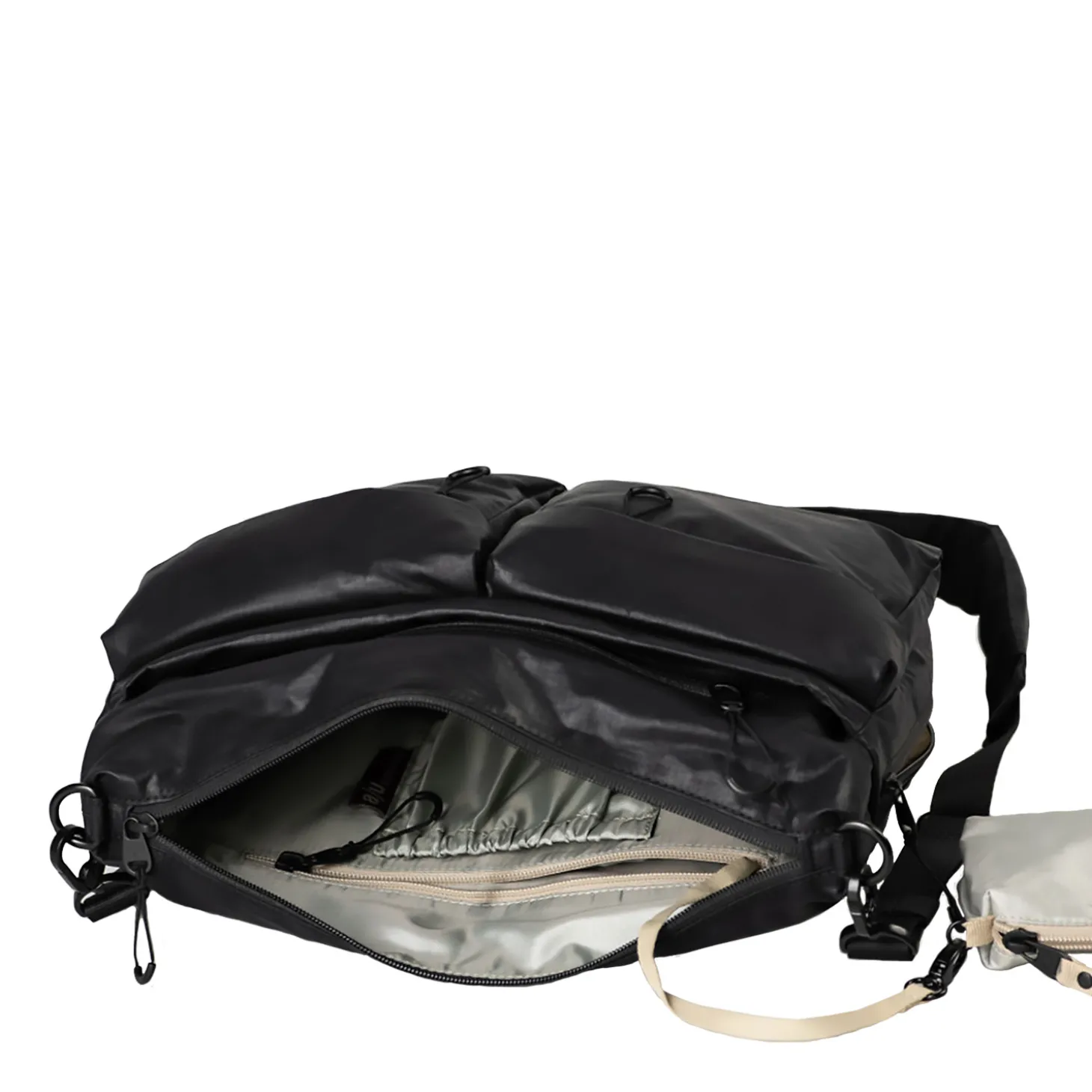 a/u by aunts & unclesOmono