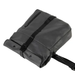 a/u by aunts & unclesSeki RE