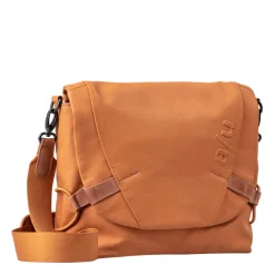 a/u by aunts & unclesSendai