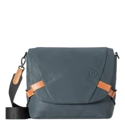 a/u by aunts & unclesSendai