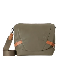 a/u by aunts & unclesSendai