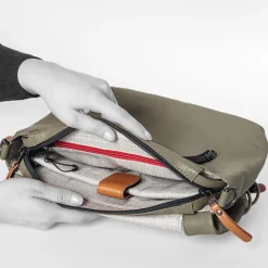 a/u by aunts & unclesSendai