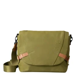 a/u by aunts & unclesSendai