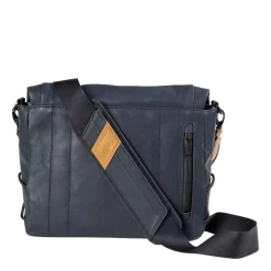 a/u by aunts & unclesSendai