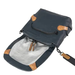 a/u by aunts & unclesSendai