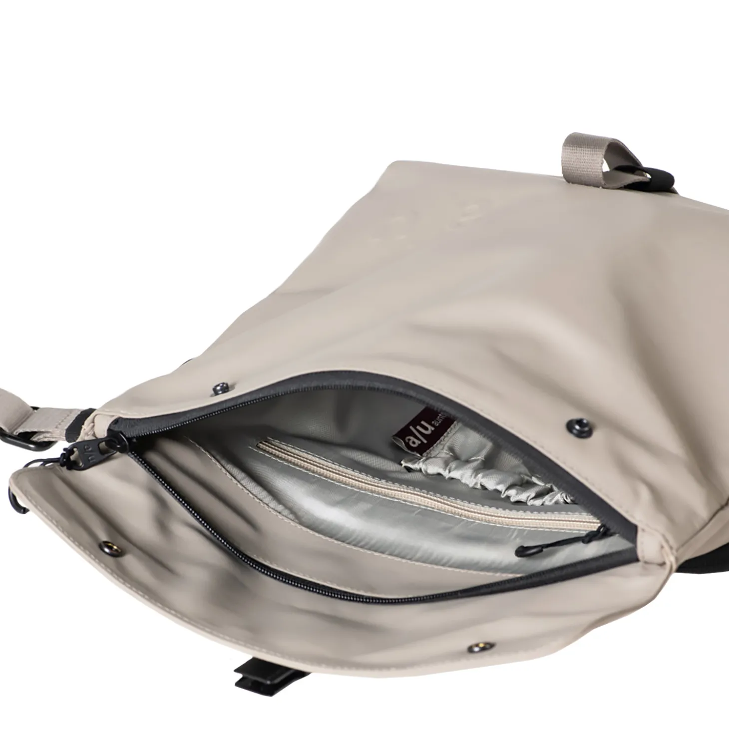 a/u by aunts & unclesTakahashi RE