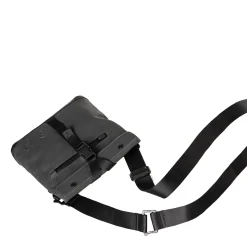 a/u by aunts & unclesTsu