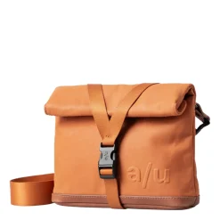 a/u by aunts & unclesTsu