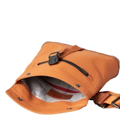 a/u by aunts & unclesTsu