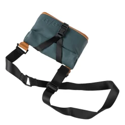 a/u by aunts & unclesTsu