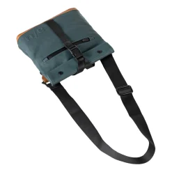 a/u by aunts & unclesTsu