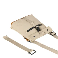 a/u by aunts & unclesTsu