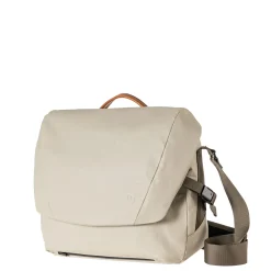 a/u by aunts & unclesYamakuni RE