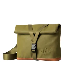 a/u by aunts & unclesYao