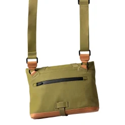 a/u by aunts & unclesYao