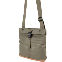 a/u by aunts & unclesYao