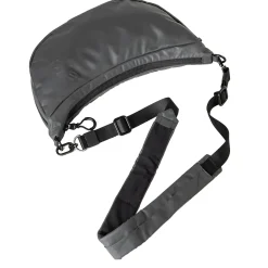 a/u by aunts & unclesYoshii RE