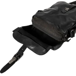 aunts & unclesGoatee