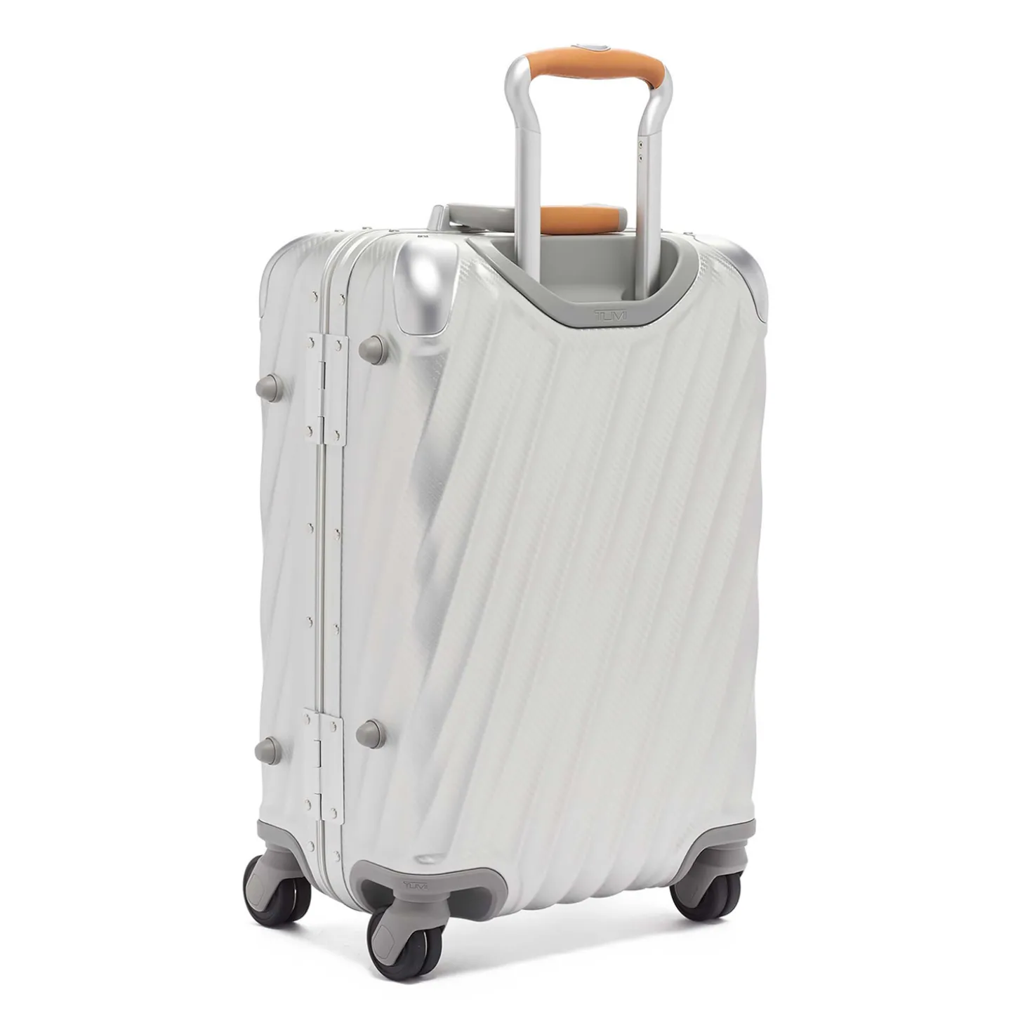 TUMI19 DEGREE ALUMINIUM International Carry-On