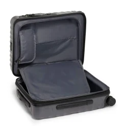 TUMI19 DEGREE Continental Expandable 4 Wheel Carry-On