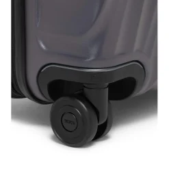 TUMI19 DEGREE Continental Expandable 4 Wheel Carry-On