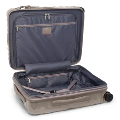 TUMI19 DEGREE Continental Expandable 4 Wheel Carry-On