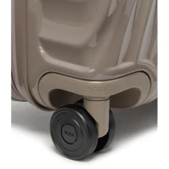 TUMI19 DEGREE Continental Expandable 4 Wheel Carry-On