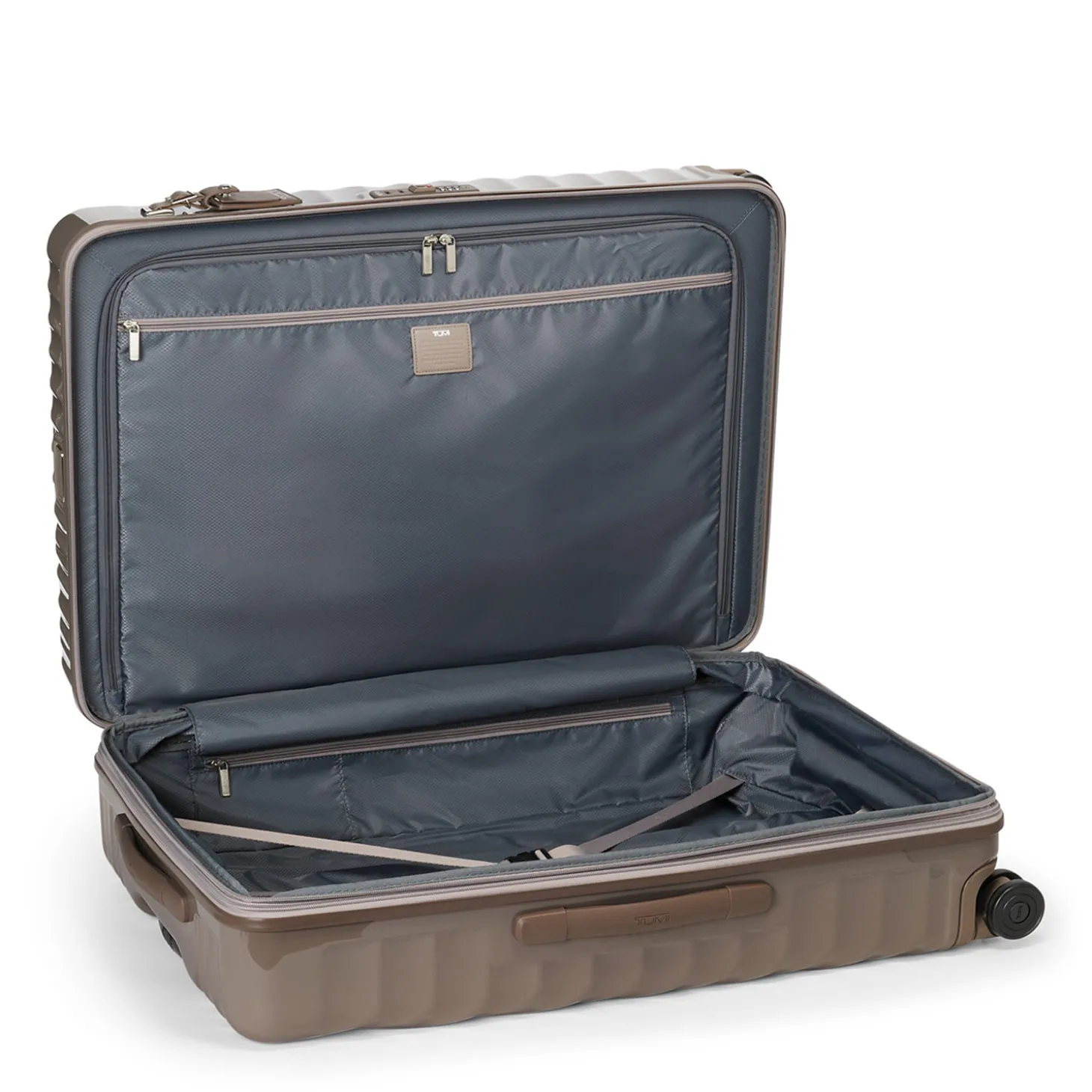 TUMI19 DEGREE Extended Trip Expandable 4 Wheel P/C