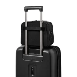 VictorinoxMythic Toiletry Bag
